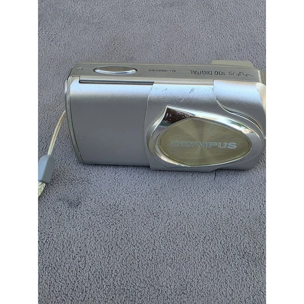Olympus Stylus 400 Digital Camera W/ Battery& Memory Card, No Charger